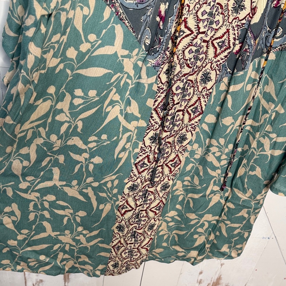 Umgee Bohemian Paisley V Neck Dress - Picture 3 of 8